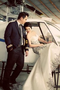 hanger airplane pilot prewedding wedding photoshoot