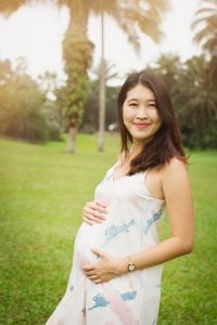 maternity pregnant mama botanic garden