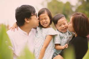 fort canning family outdoor photoshoot