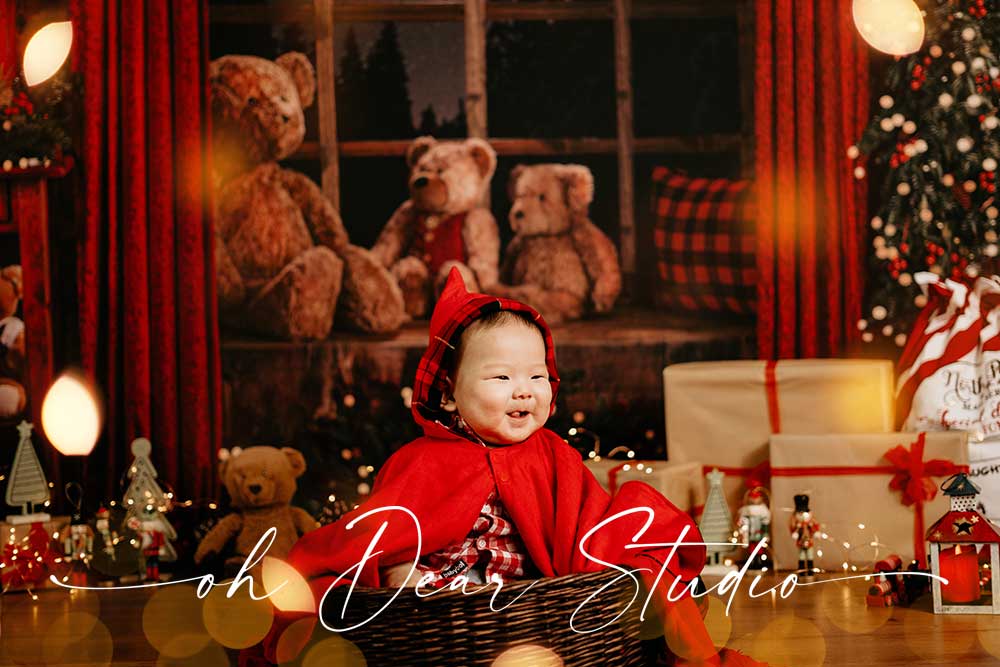 Baby first Christmas photoshoot