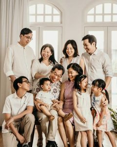 Extended Big Family 10pax photoshoot