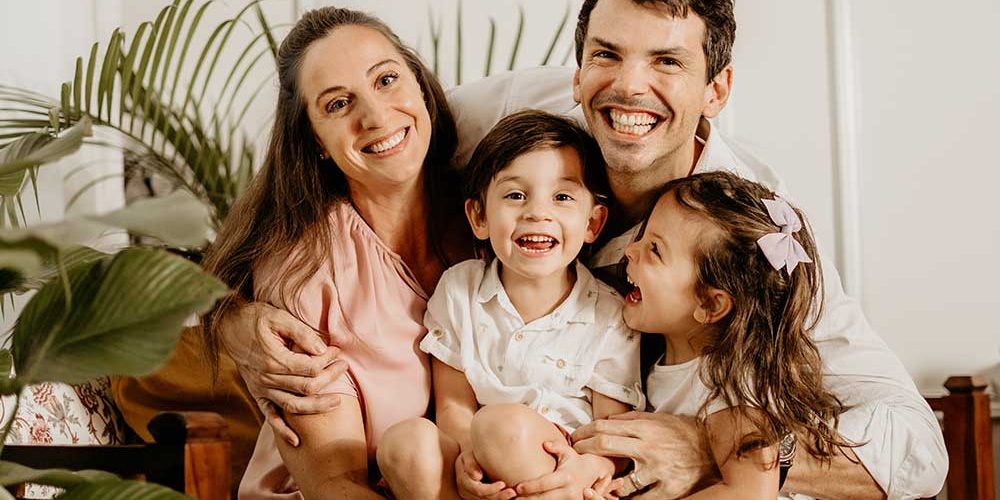 expat-family-natural-light-Oh-Dear-Studio