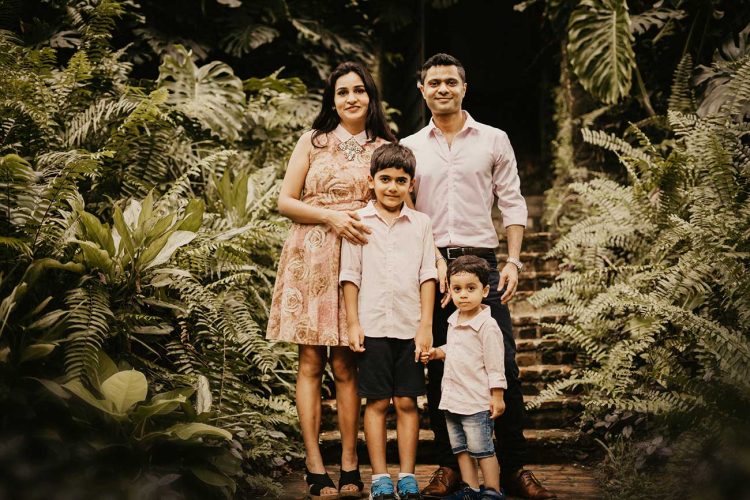 Family-photoshoot-Fort-Canning-Park outdoor family photoshoot Fort Canning Park