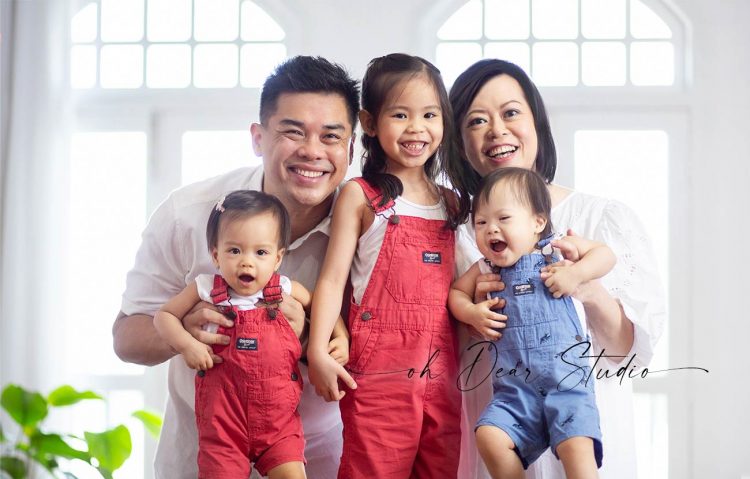 special-need-family-photoshoot special need family children photoshoot studio