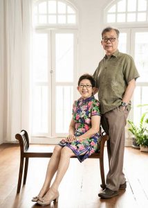 elderly grandparents couple photoshoot