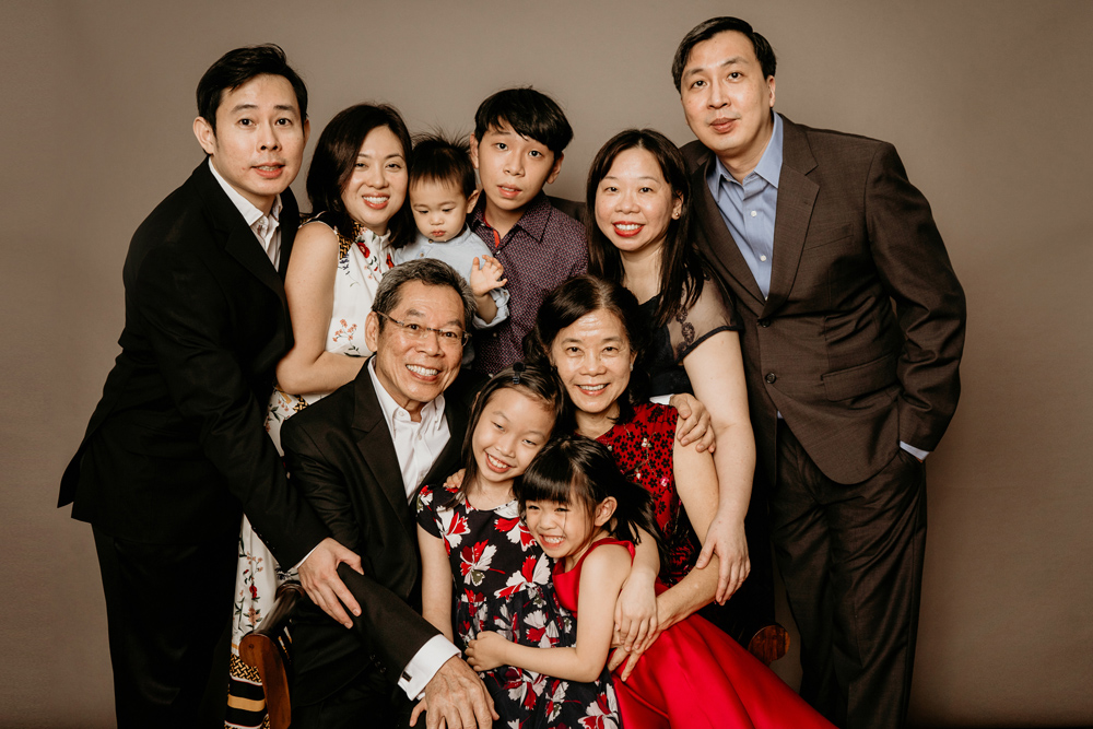 formal extended big family studio shoot