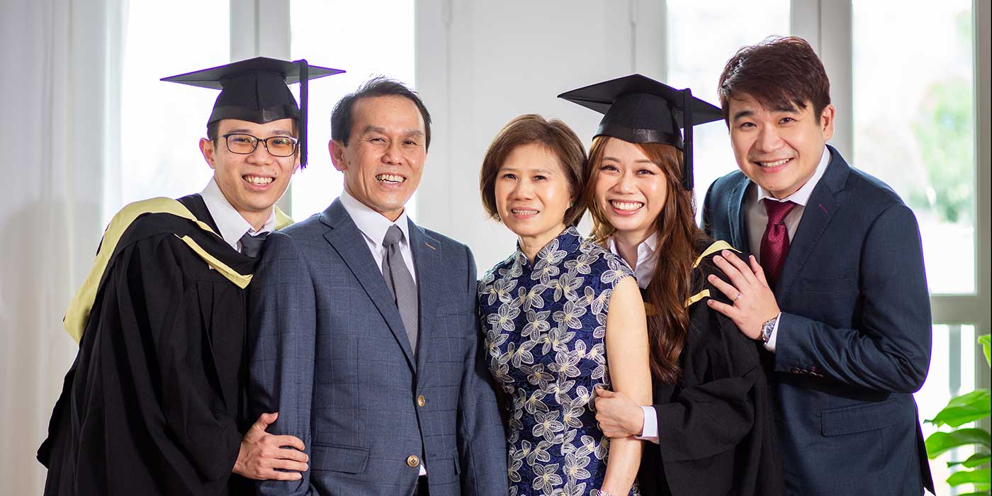 professional graduation photo studio