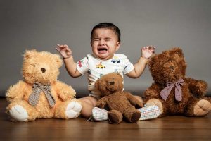 8 month baby photoshoot studio crying