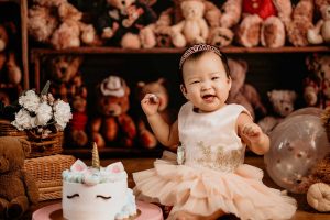 smash cake photography singapore studio bear