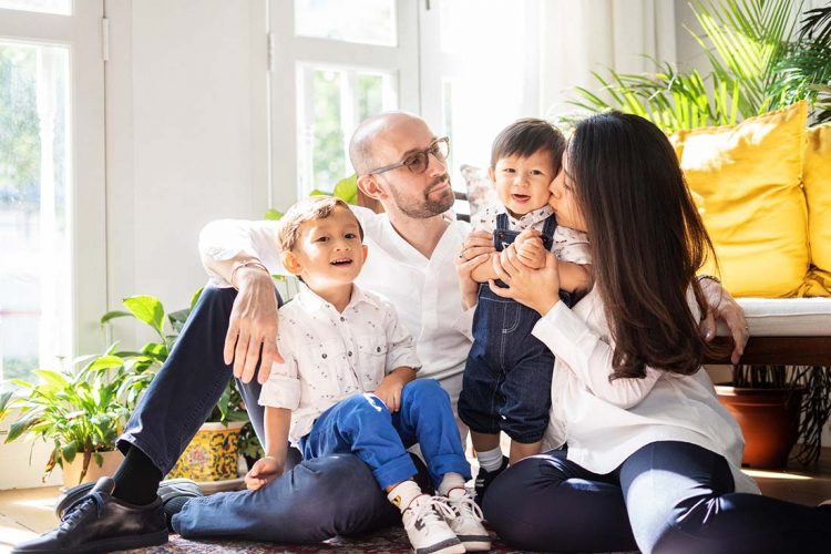 Candid-family-photograph-photoshoot-toddler-baby Candid young family photoshoot in Oh Dear Studio with toddler and baby