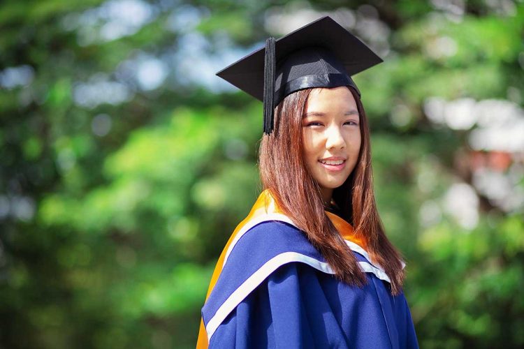 Graduation-photoshoot-studio-greenery-singapore graduation natural light studio greenery singapore