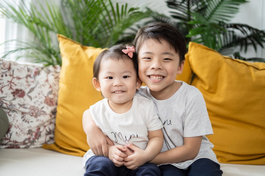 sibling family photoshoot young children toddler smiling