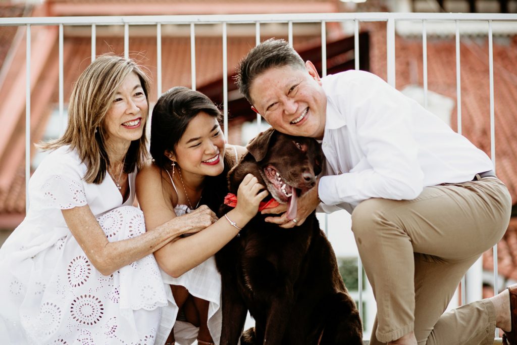 adult family labrador 3pax natural light photoshoot Singapore