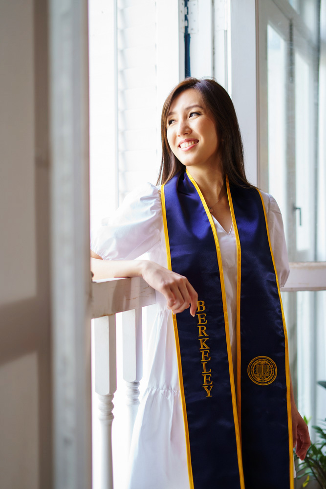 graduation solo natural light picture