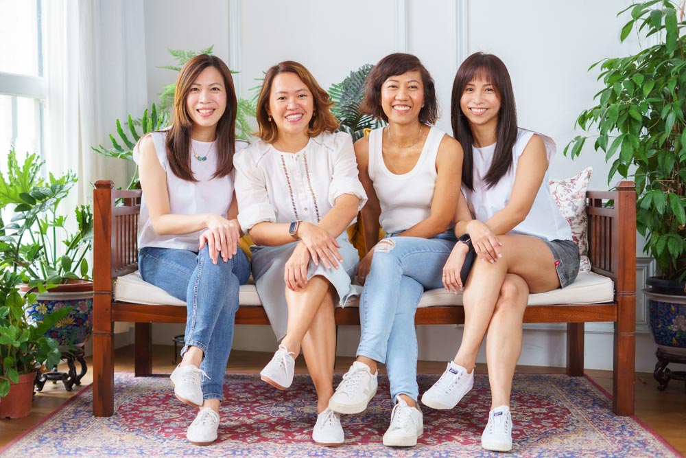 4 ladies Friendship BFF photoshoot studio
