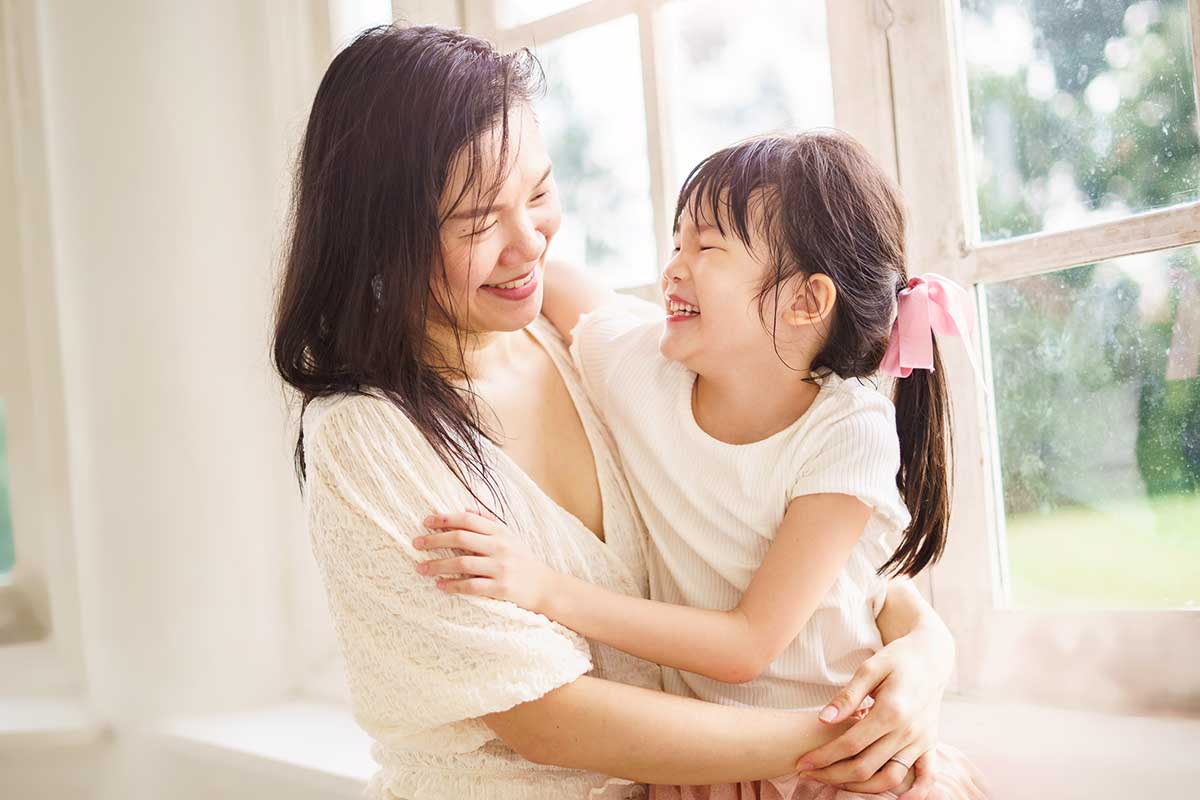 Beautiful Mother and Daughter Portrait at Botanic Gardens Gallop Extension