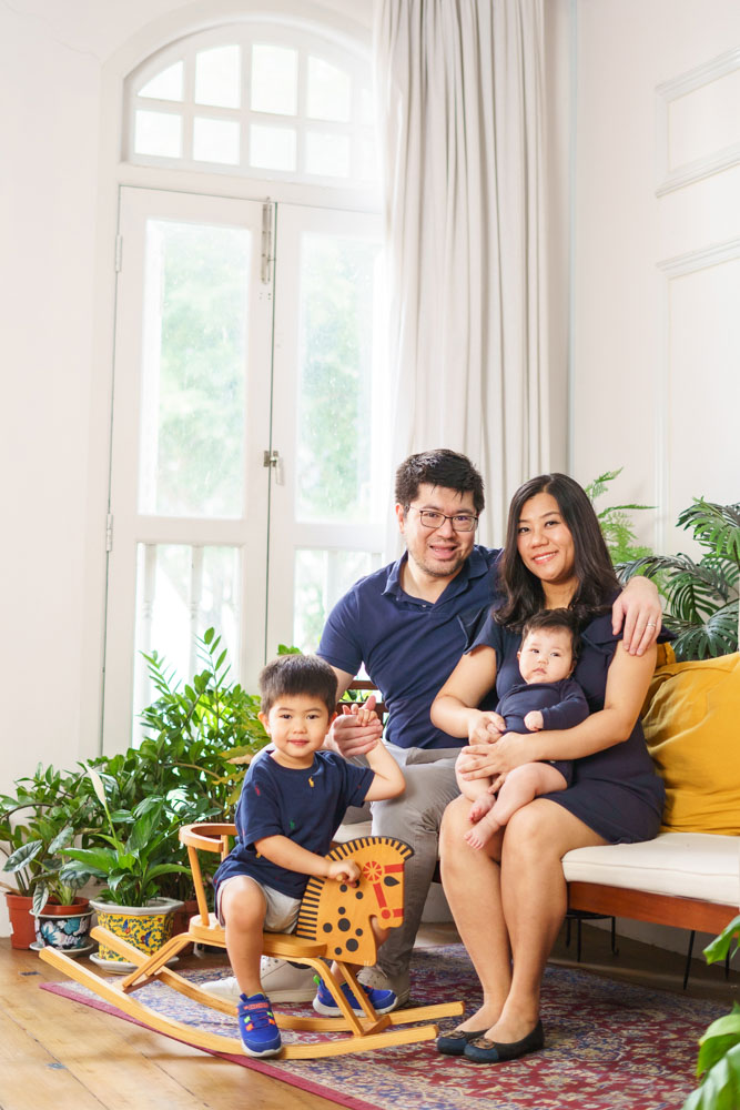 styled 100 day old baby family photoshoot in Oh Dear Studio 