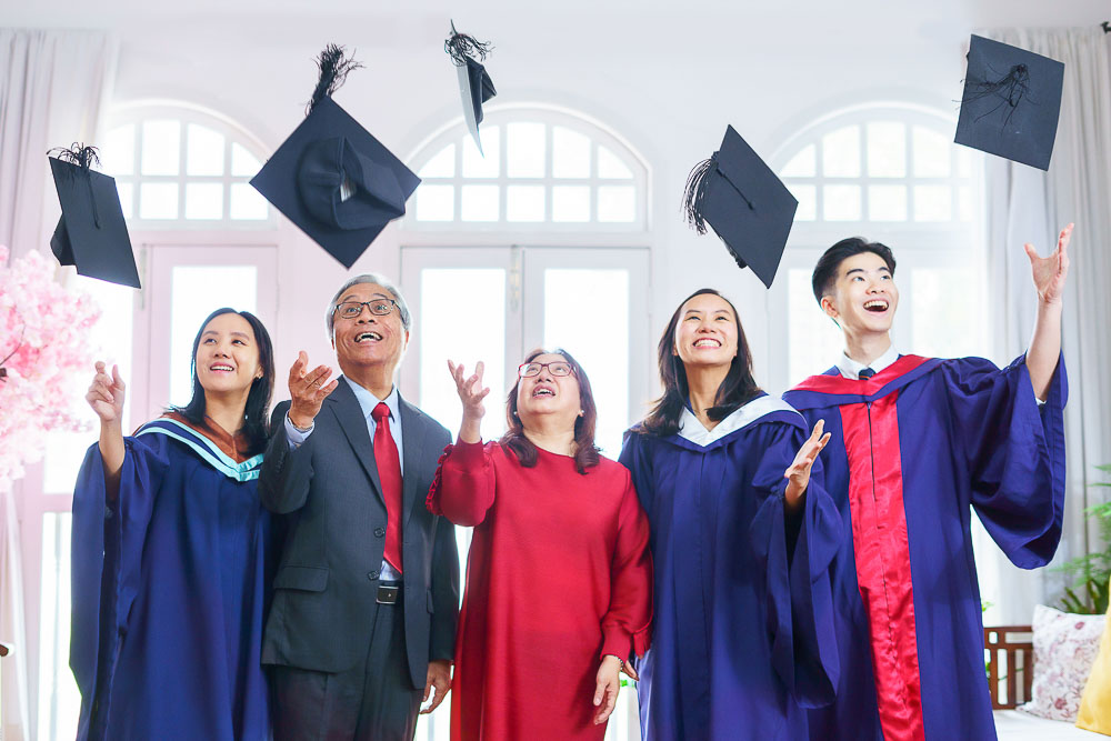 NTU NUS family graduation photoshoot fun creative idea