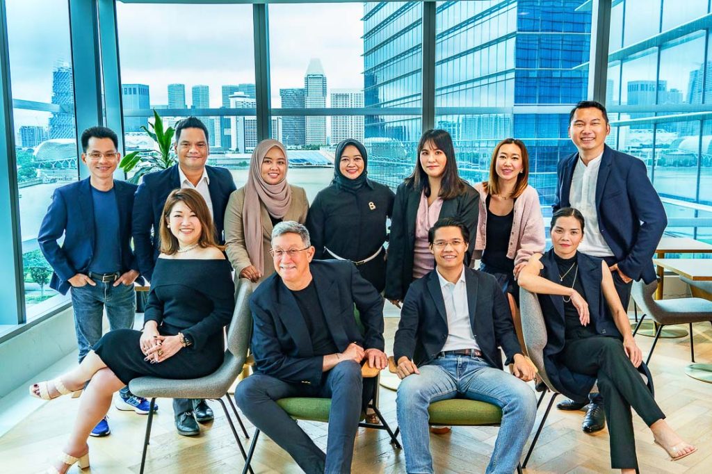 11pax team corporate on-site office photoshoot at Marina bay office