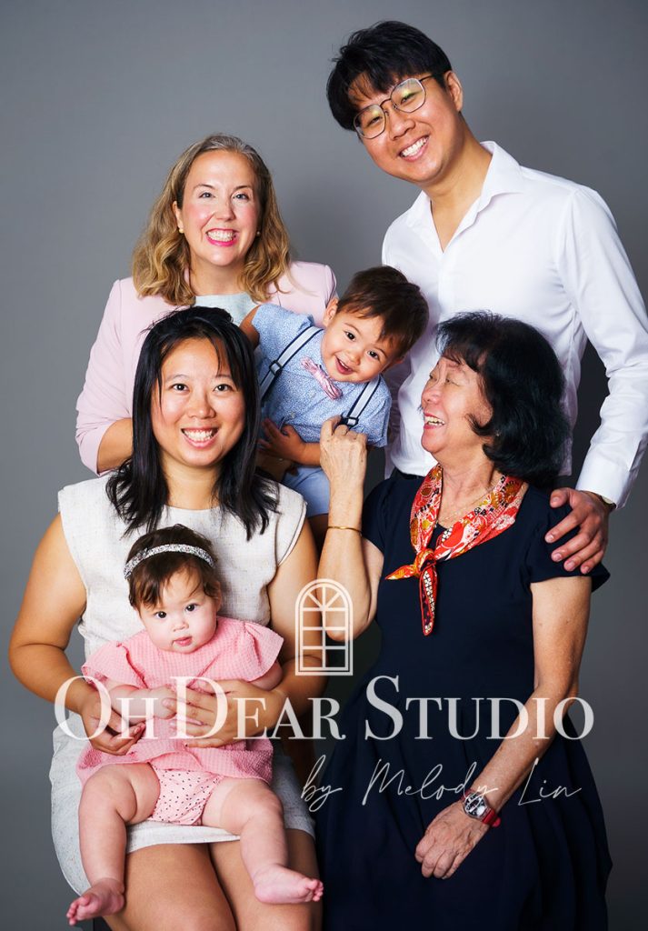 LGBTQ+ extended large family photoshoot