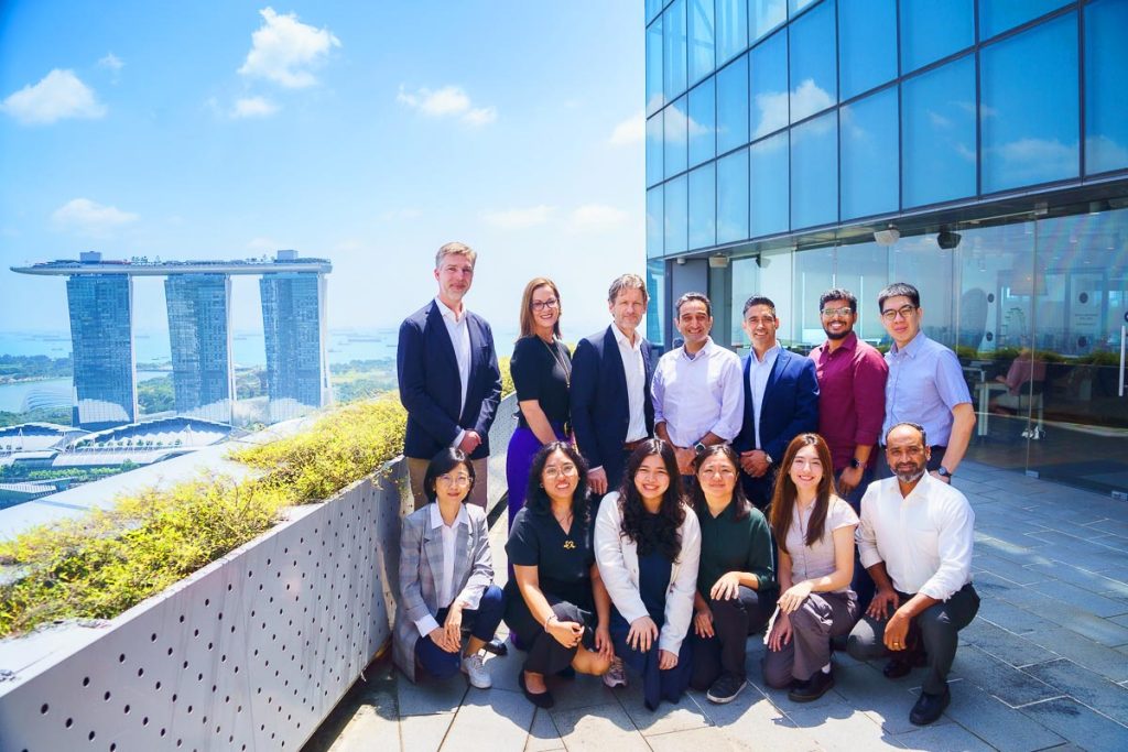 13 pax corporate on-site office lifestyle business group photographer marina bay sand office